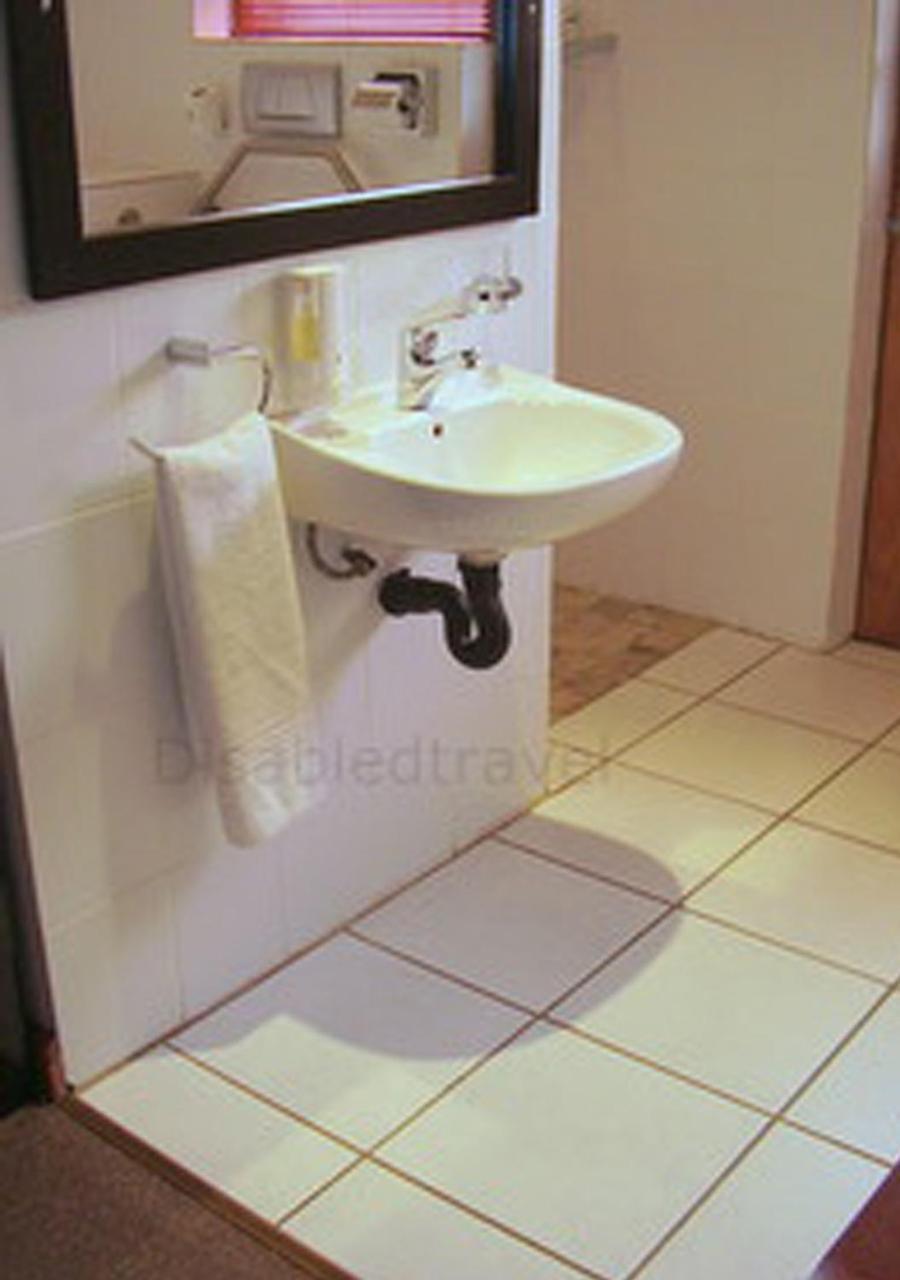 A La Martha'S Air-Port Guest House Port Elizabeth Bagian luar foto