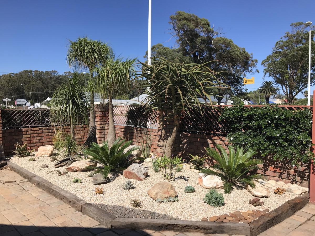 A La Martha'S Air-Port Guest House Port Elizabeth Bagian luar foto